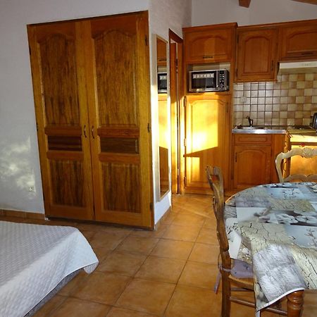 Location Villa Et Studios Roquebrune-sur Argens Dış mekan fotoğraf