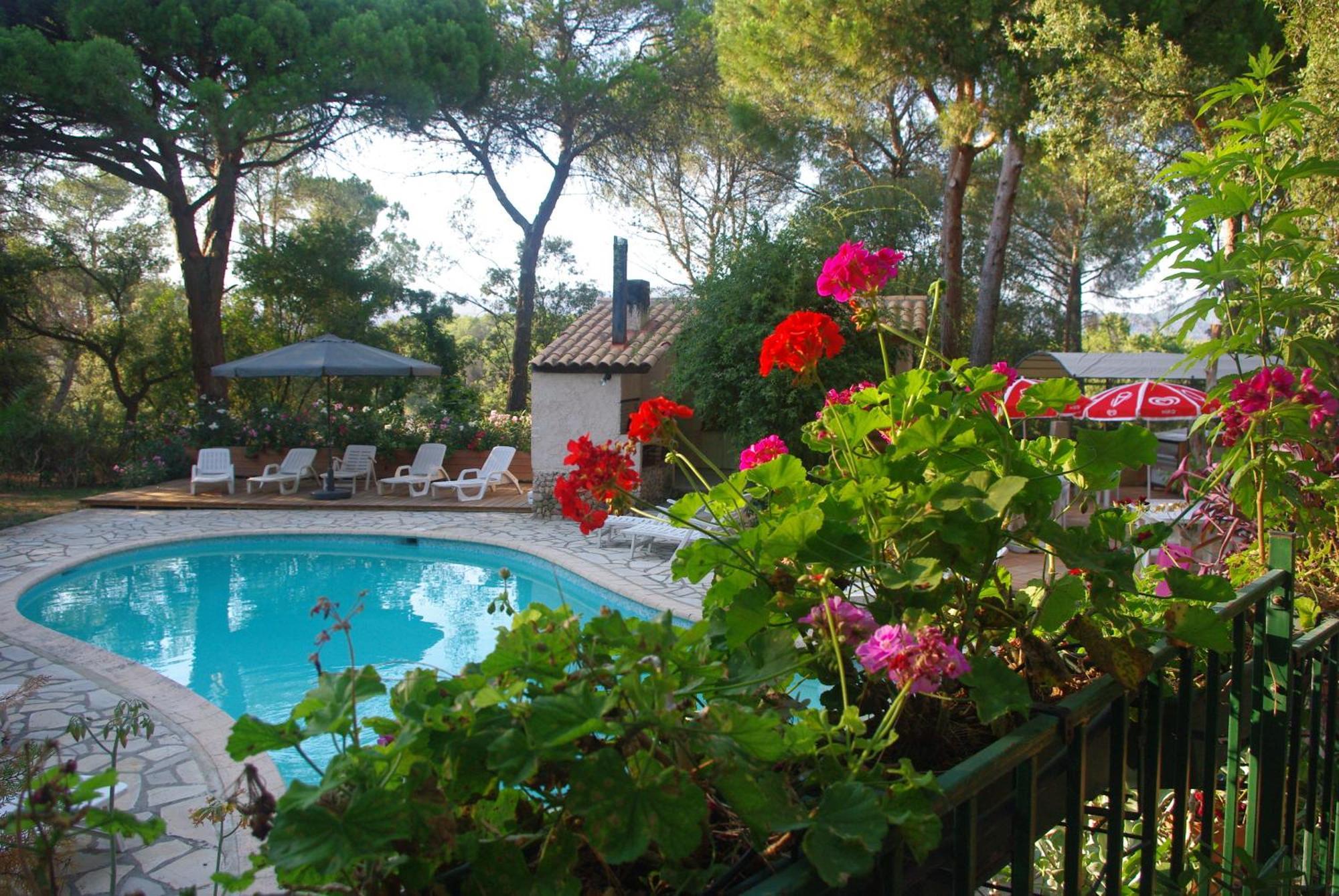 Location Villa Et Studios Roquebrune-sur Argens Dış mekan fotoğraf