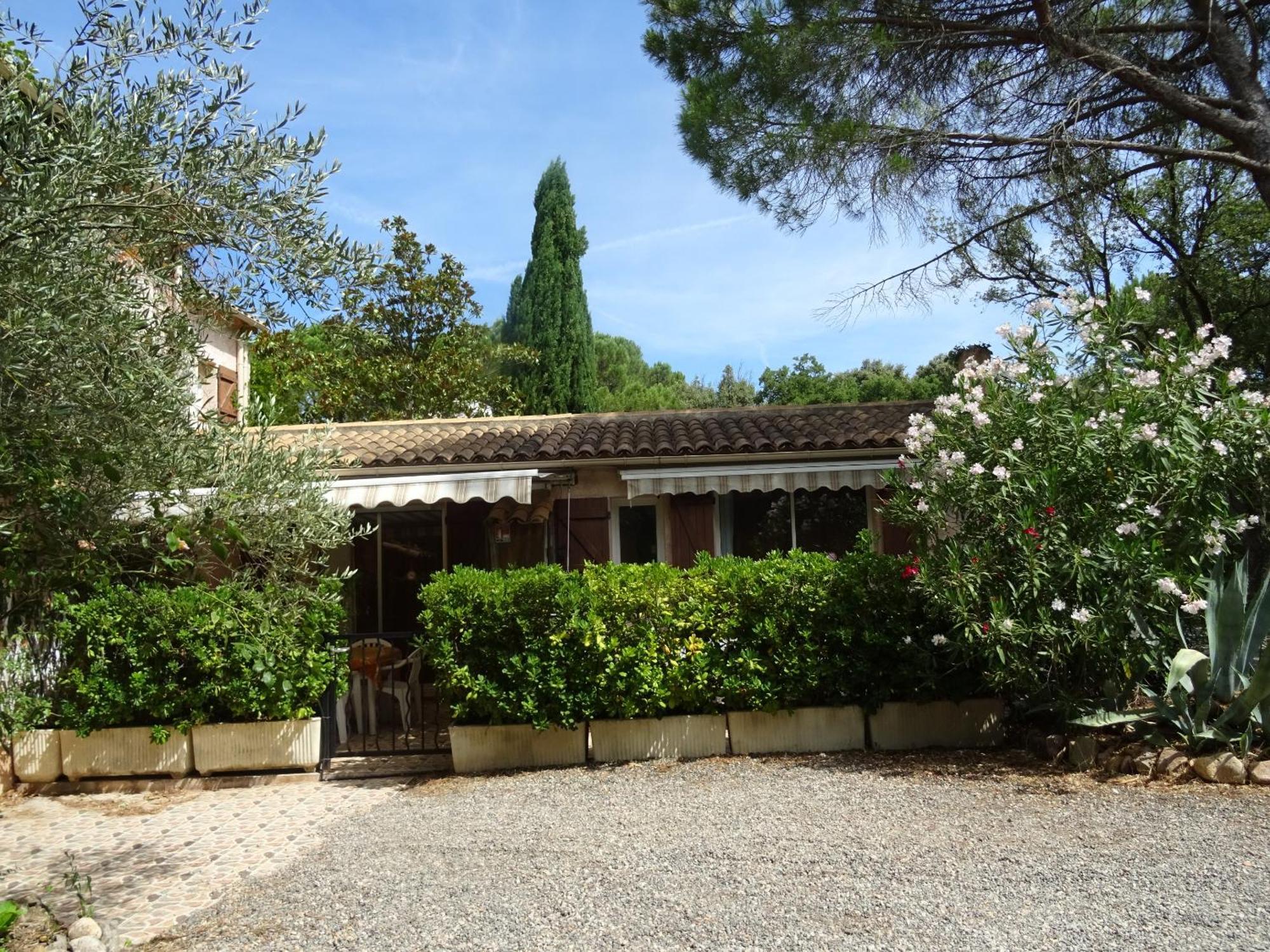Location Villa Et Studios Roquebrune-sur Argens Dış mekan fotoğraf