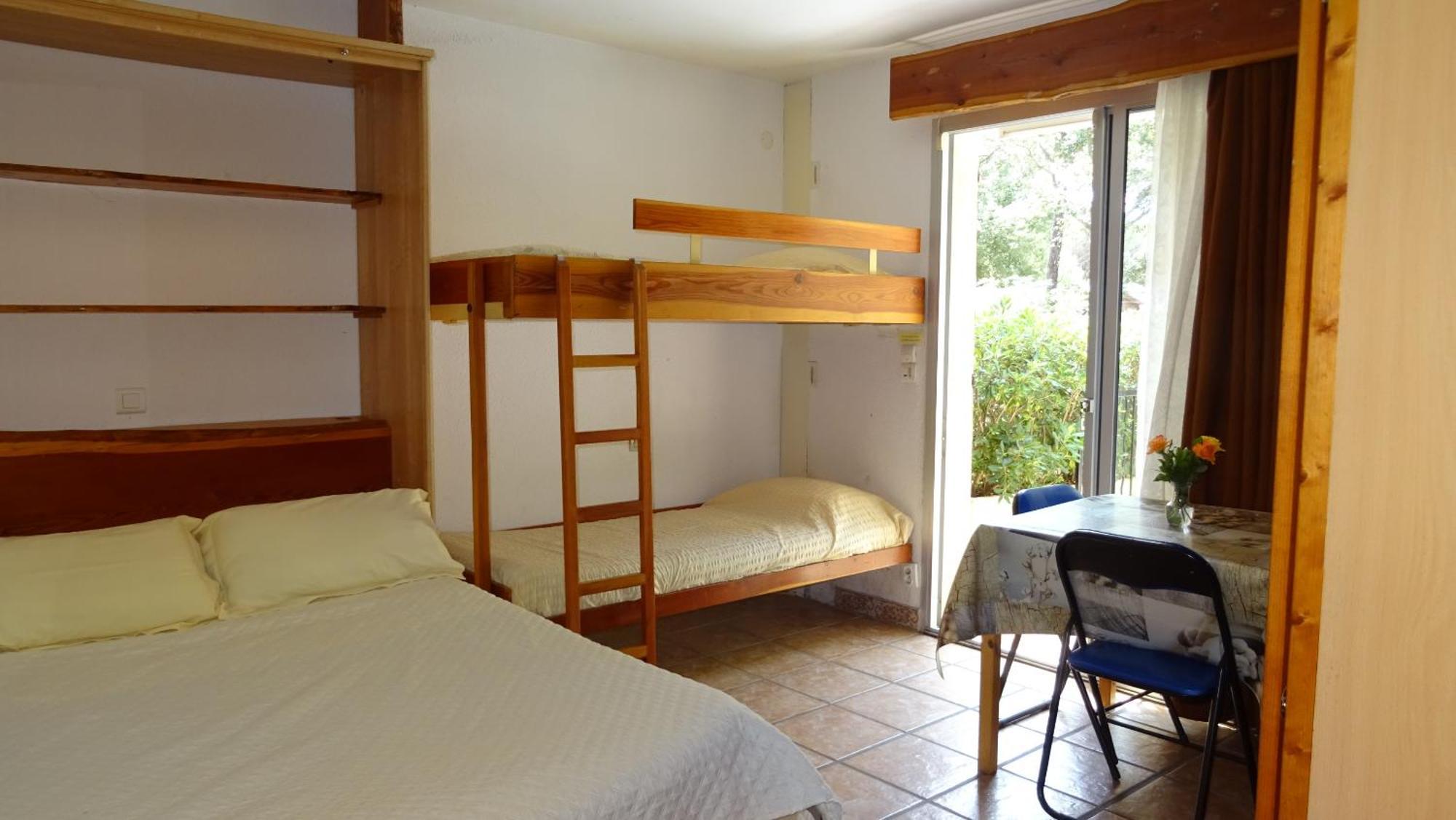 Location Villa Et Studios Roquebrune-sur Argens Dış mekan fotoğraf